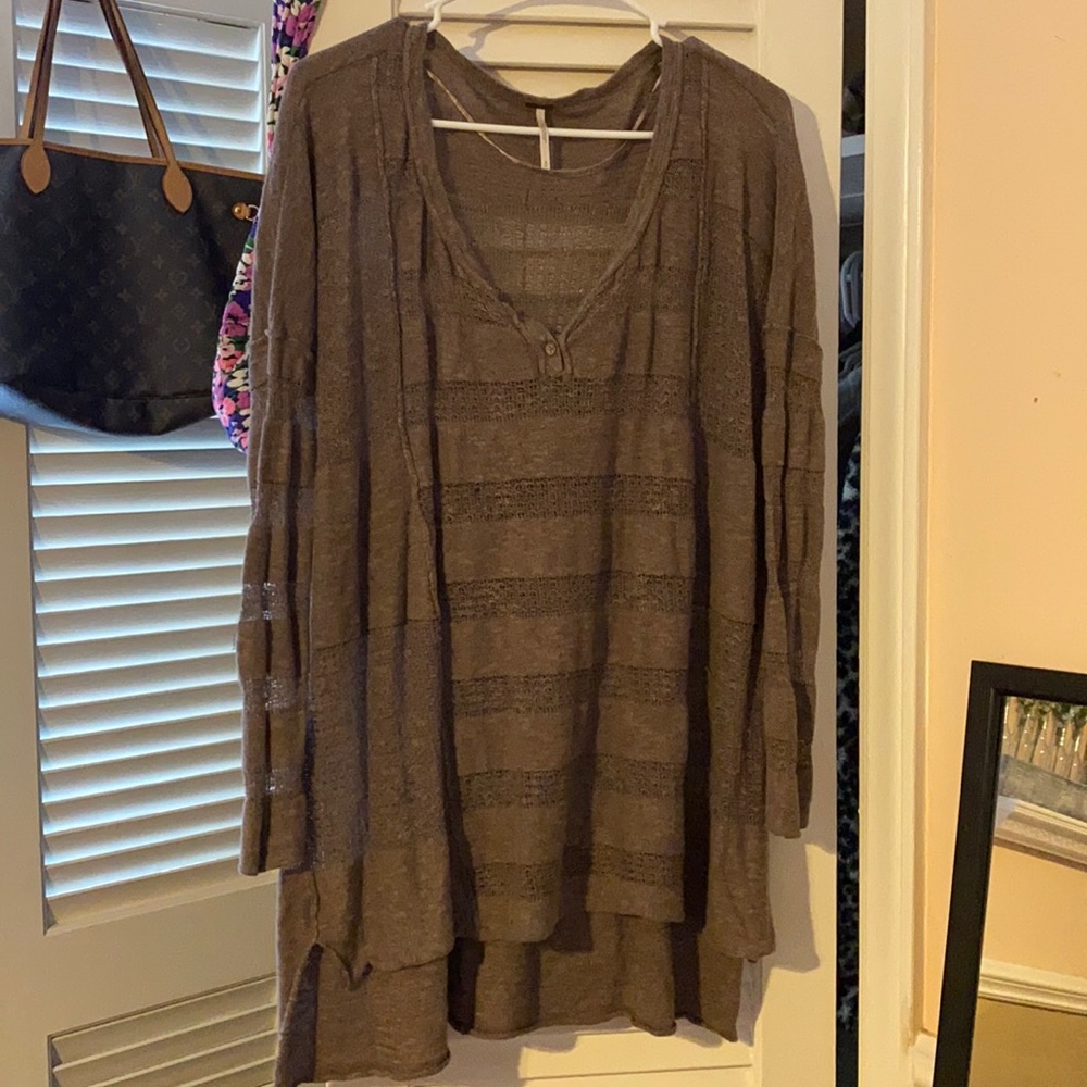 Free people light weight oversize sweater